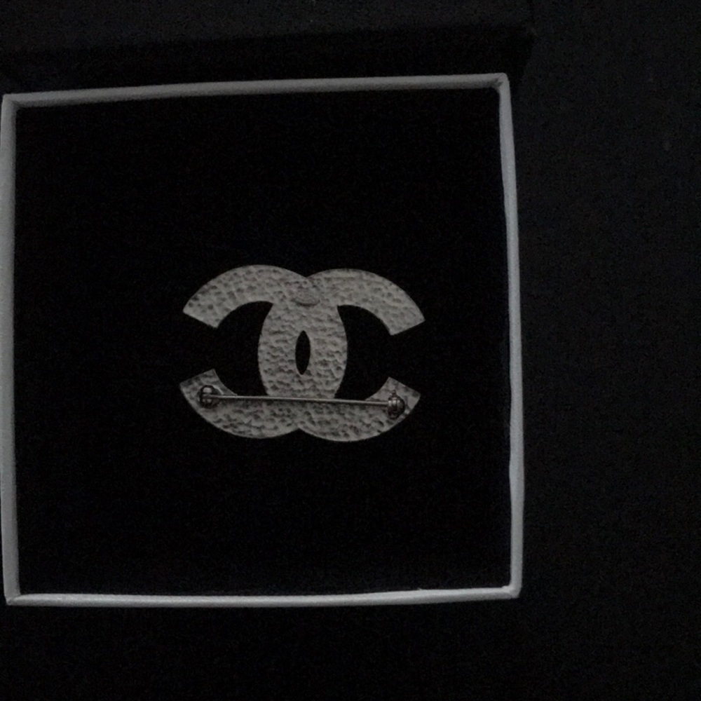 Chanel Broach